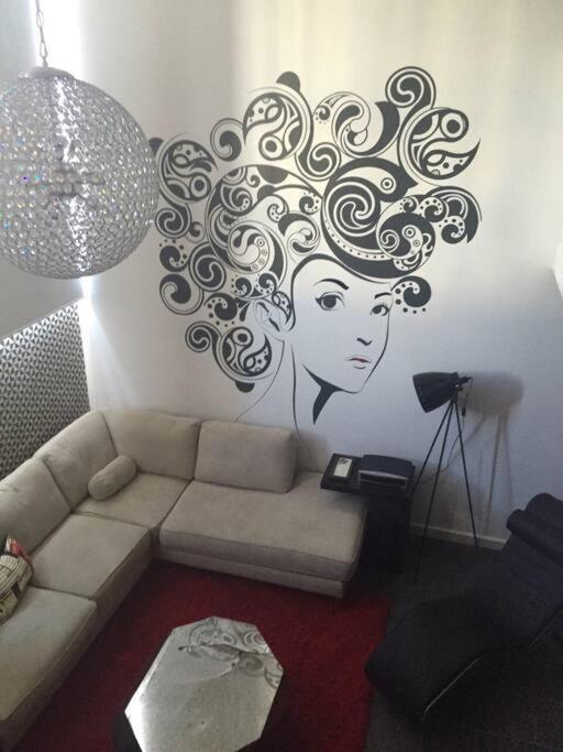 Amazing Loft With Great Location! *